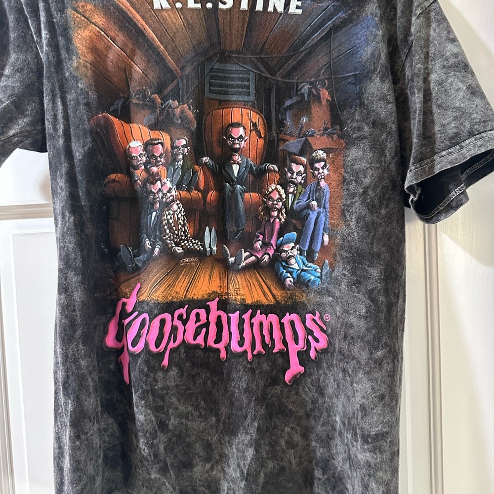 Goosebumps Tee